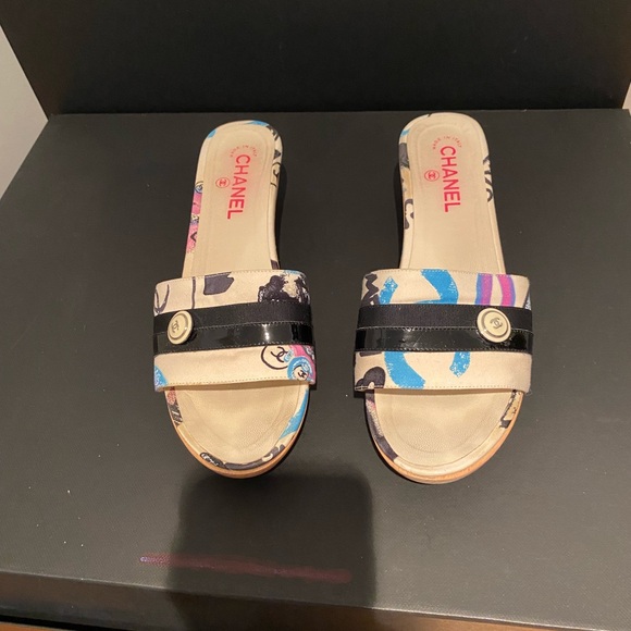 Women’s CHANEL Shoes Sz 40 AUTHENTIC - Picture 2 of 15